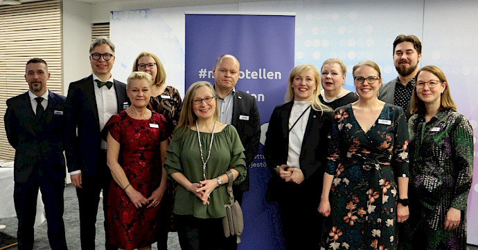 JUKO  Toivotamme rauhallista joulun aikaa ja menestystä uudelle vuodelle!